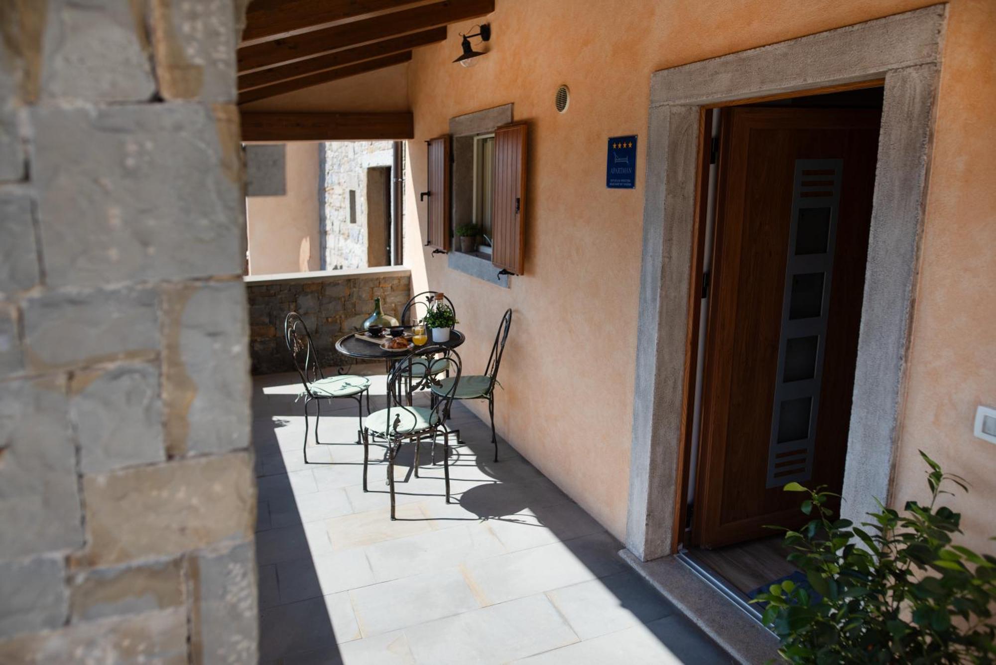 Truffle House Karlic Apartment Buzet Exterior photo